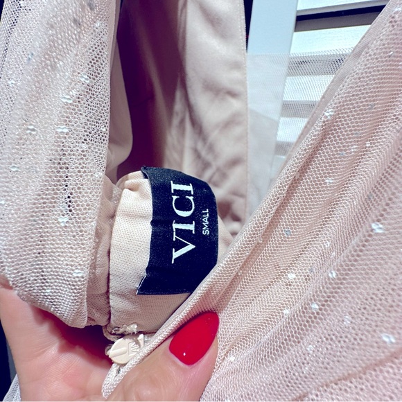 Pink layered tulle dress - Picture 5 of 5